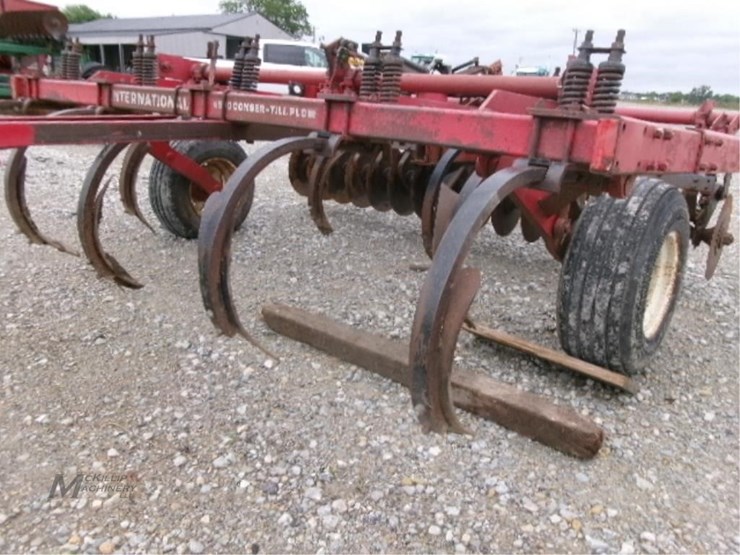 international-6500-image-7