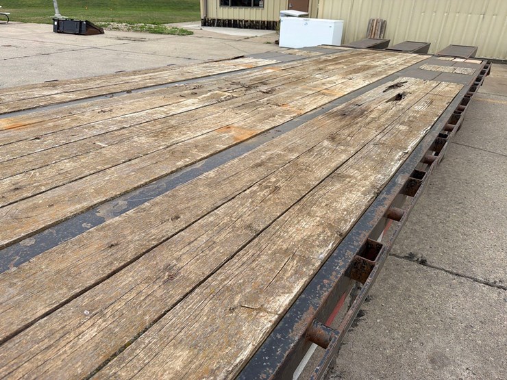 2013-big-tex-102”-x-30ft-gooseneck-flatbed-trailer-image-14