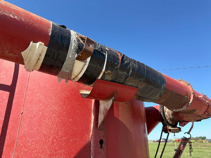 case-ih-1250-image-28