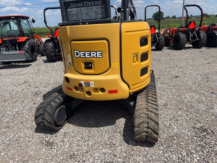 2020-deere-35g-image-4