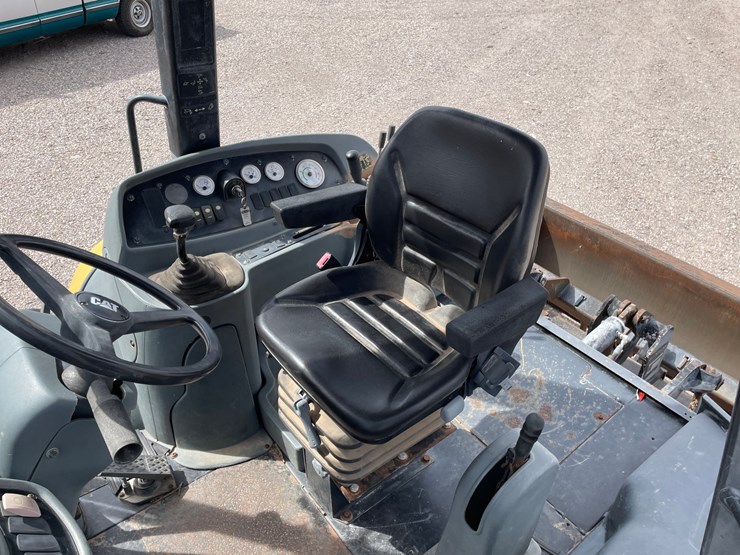 caterpillar-416d-image-35