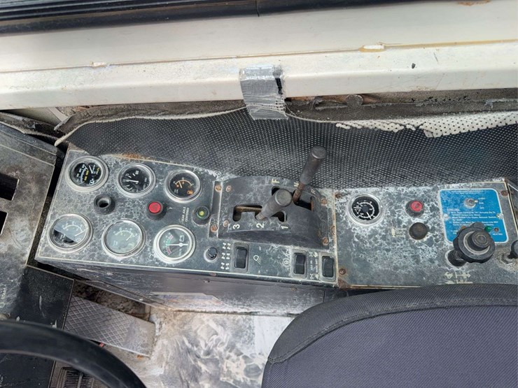 2001-terex-rt230-image-15