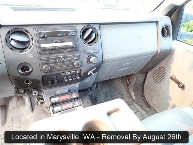 2011-ford-f550-image-22