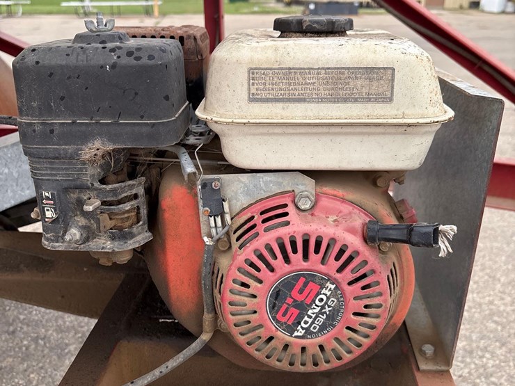 red-express-2-tote-seed-tender-trailer-image-15