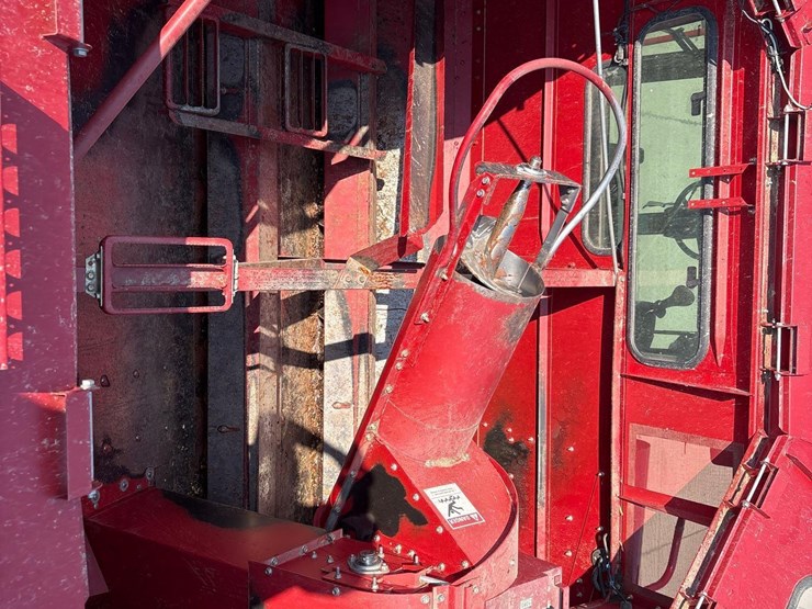2005-case-ih-2377-image-75