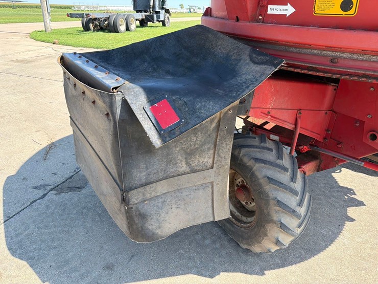 case-ih-8610-image-15