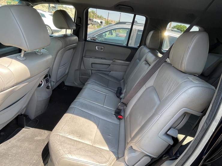2010-honda-pilot-image-13