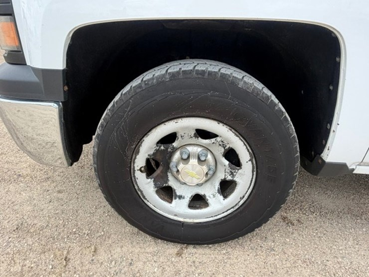 2014-chevrolet-1500-image-16