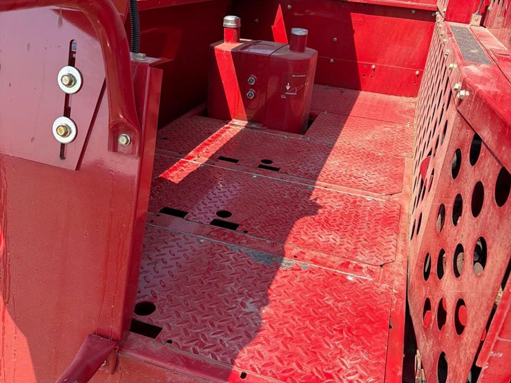 2005-case-ih-2377-image-114