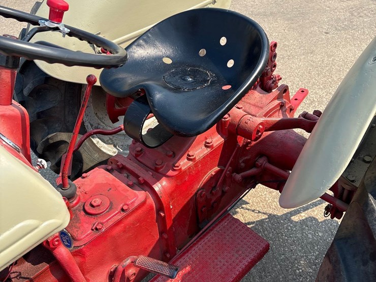 ford-8n-image-6