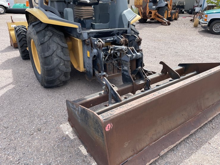 caterpillar-416d-image-6