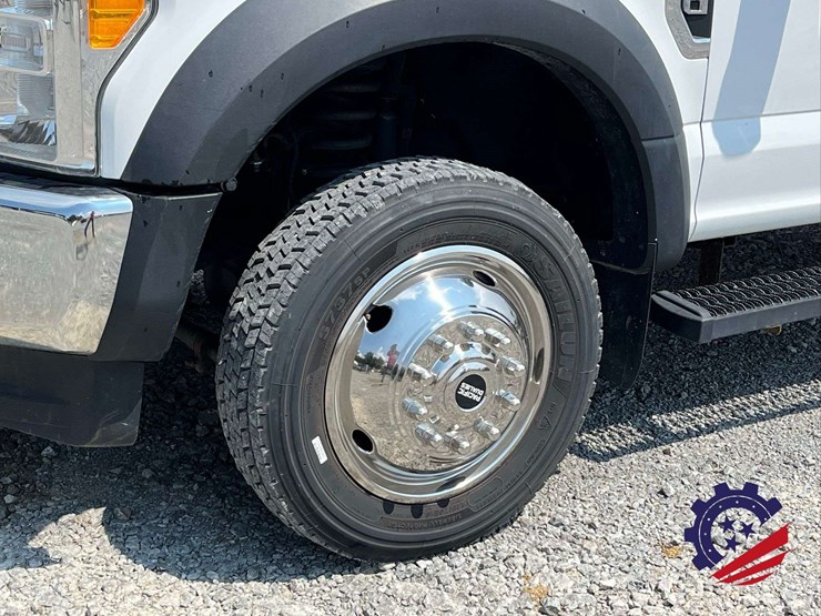 2017-ford-f550-xl-image-7