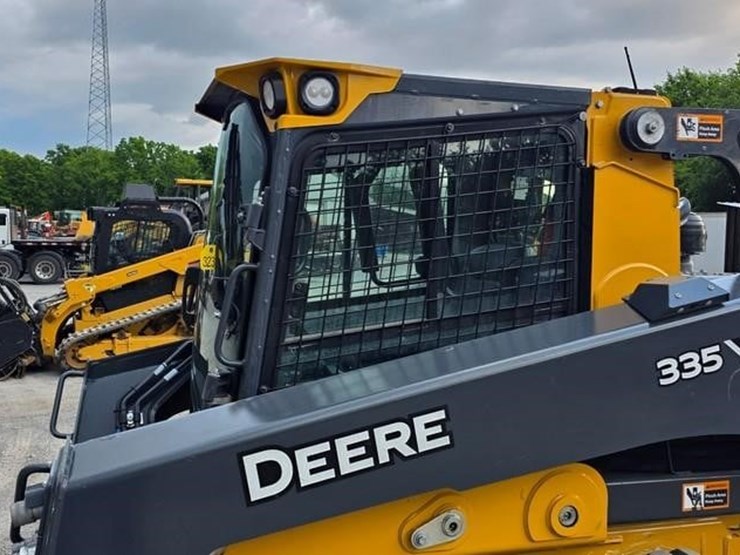 2025-deere-335-p-tier-image-33