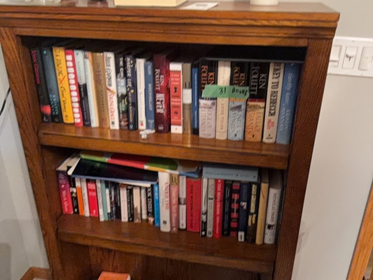 excellent-bookshelf,-brand-new-mint-condition,-shelf-only,-books-sell-separate-image-4