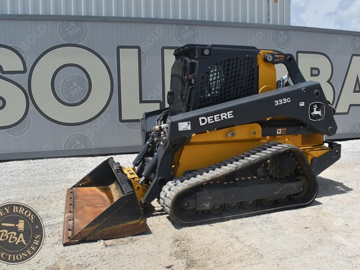 2024-deere-333g-image-38