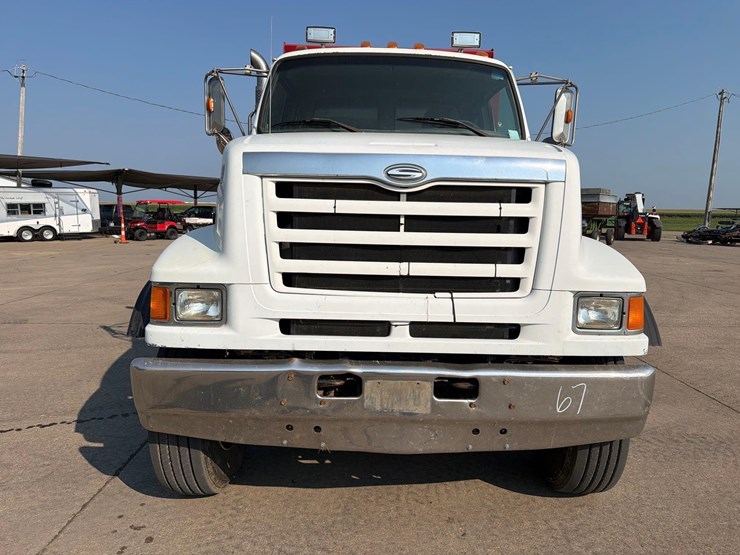 2000-cat-c7-image-2