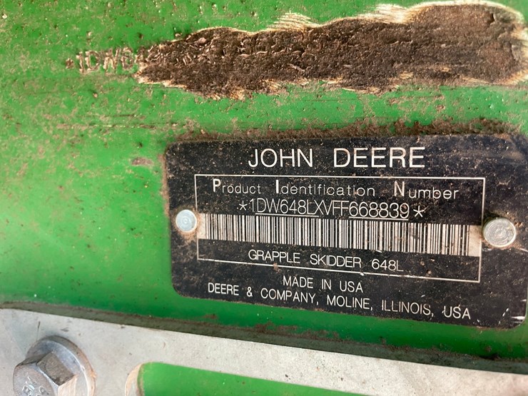 2015-deere-648l-image-47