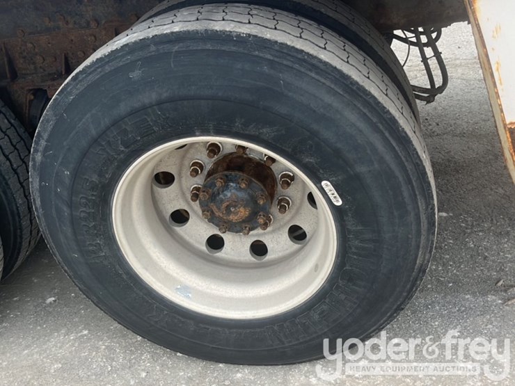 2000-sterling-lt9500-image-16