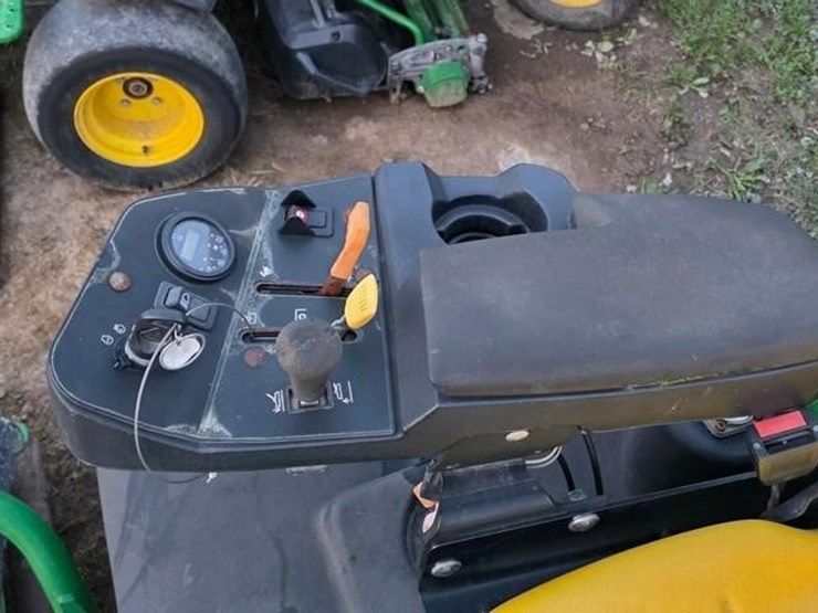 2008-john-deere-8800-image-37