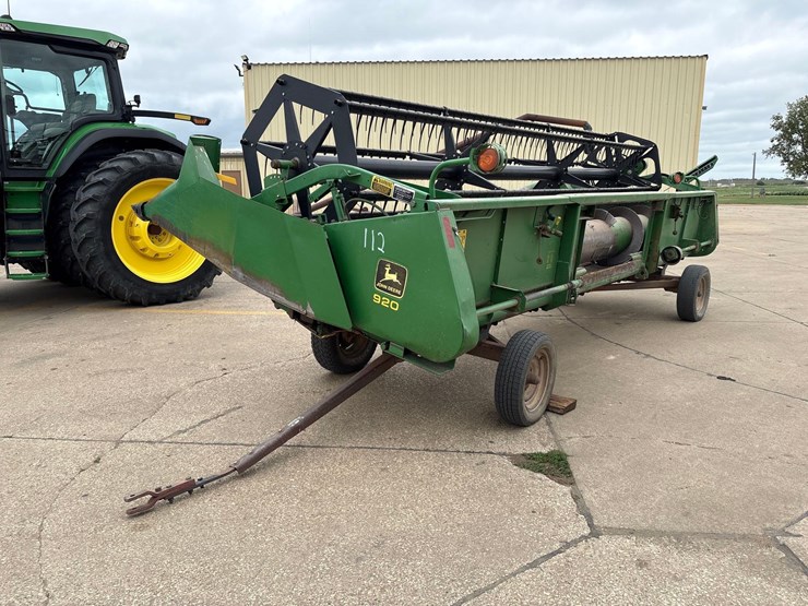 john-deere-920-image-2