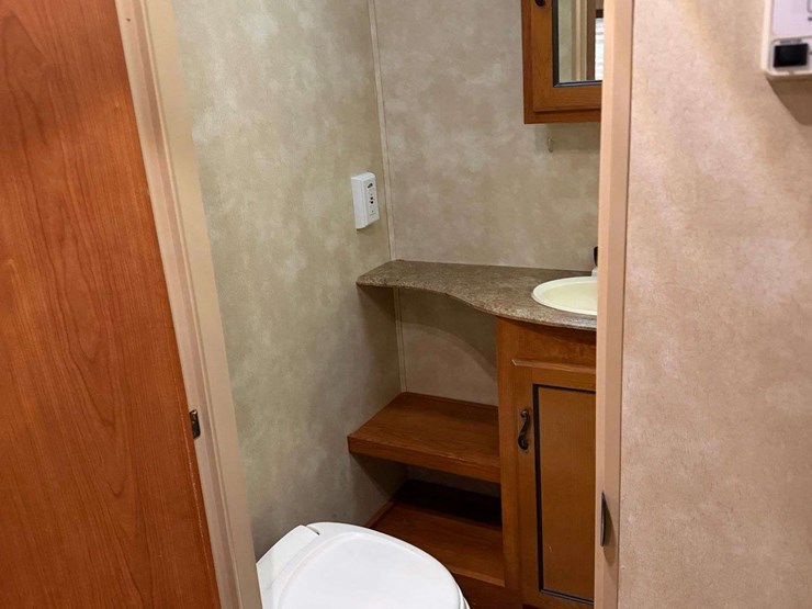 2011-coachmen-292bhds-camper-image-41