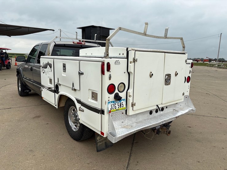 1999-chevrolet-k2500-image-4
