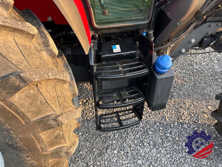2023-massey-ferguson-5711-image-37