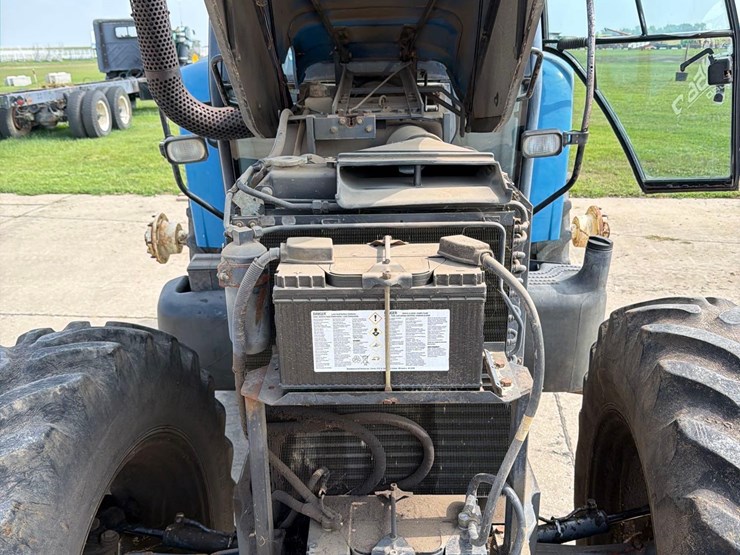 new-holland-8560-image-55