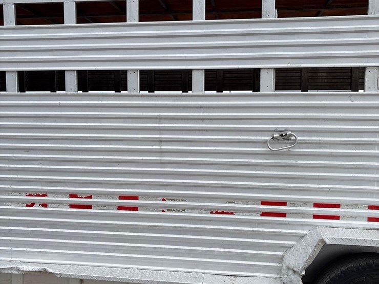 1989-kiefer-built-7ft-x-22ft-aluminum-gooseneck-livestock-trailer-image-10