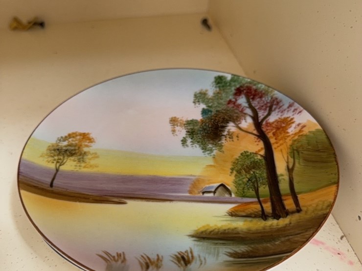 pottery,-decorative-plates-image-4