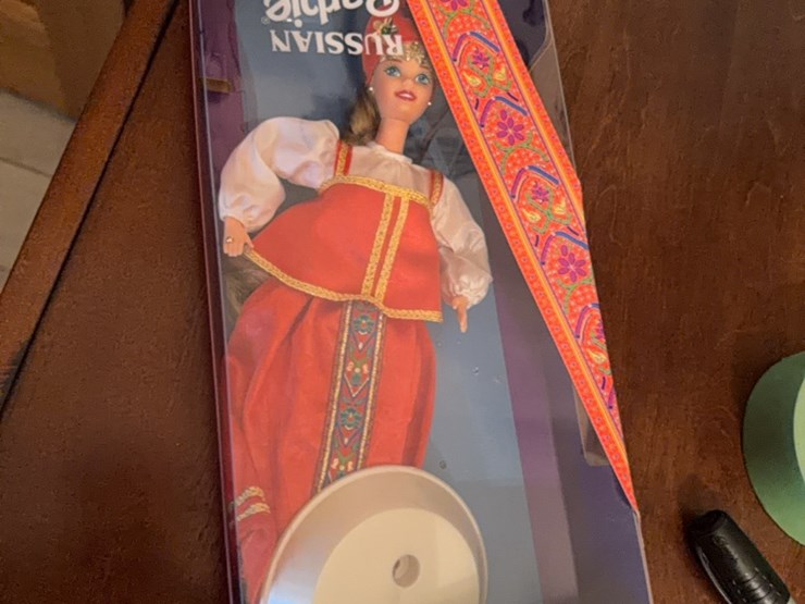 russian-barbie,-new-in-box-image-1