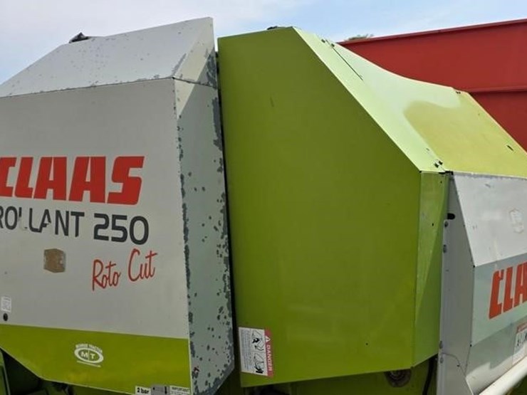 claas-rollant-250rc-image-13
