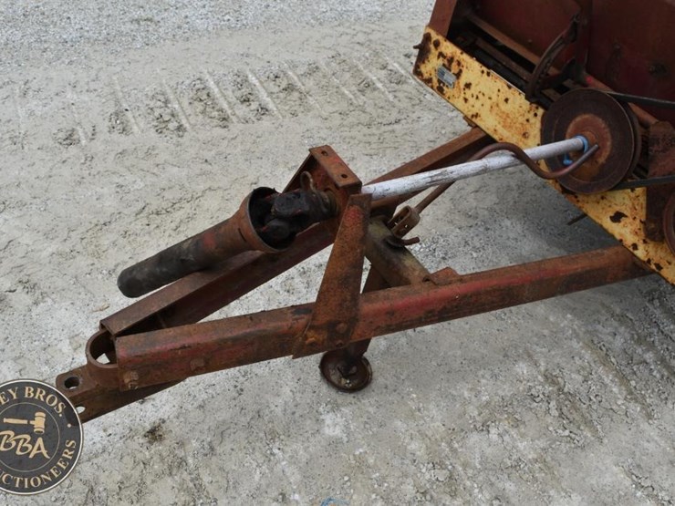 new-holland-327t-image-11