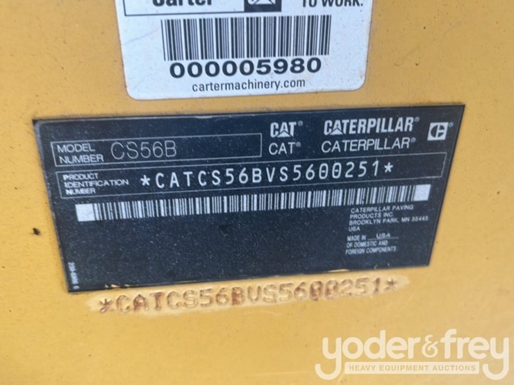 2016-caterpillar-cs56b-image-26