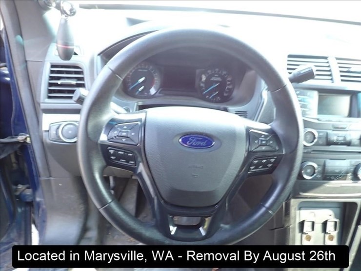 2016-ford-explorer-image-8