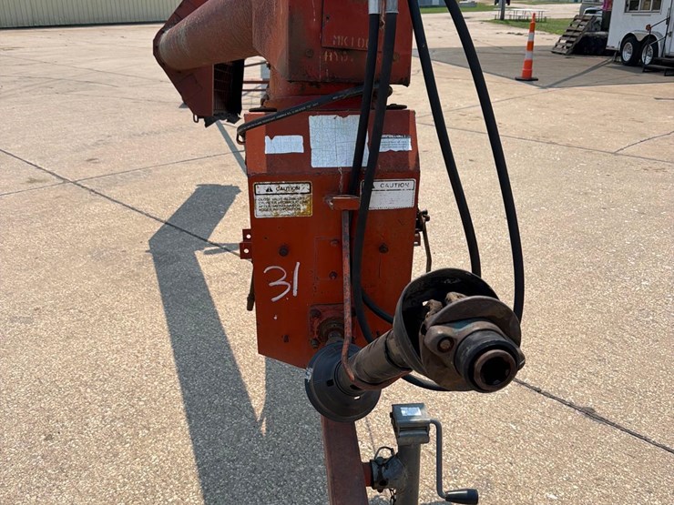 westfield-10”-x-62ft-auger-image-3