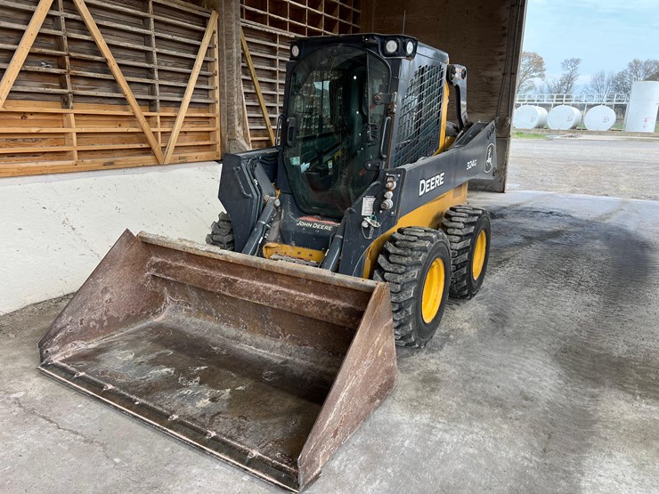 deere-324g-image-1