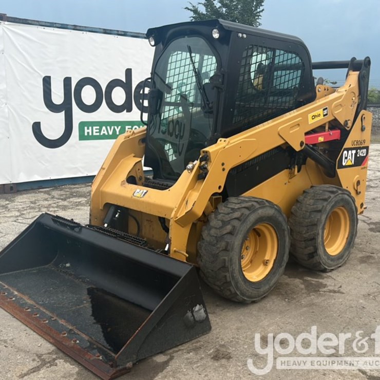 2019 CATERPILLAR 242D