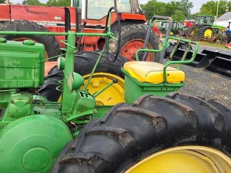 john-deere-a-image-13