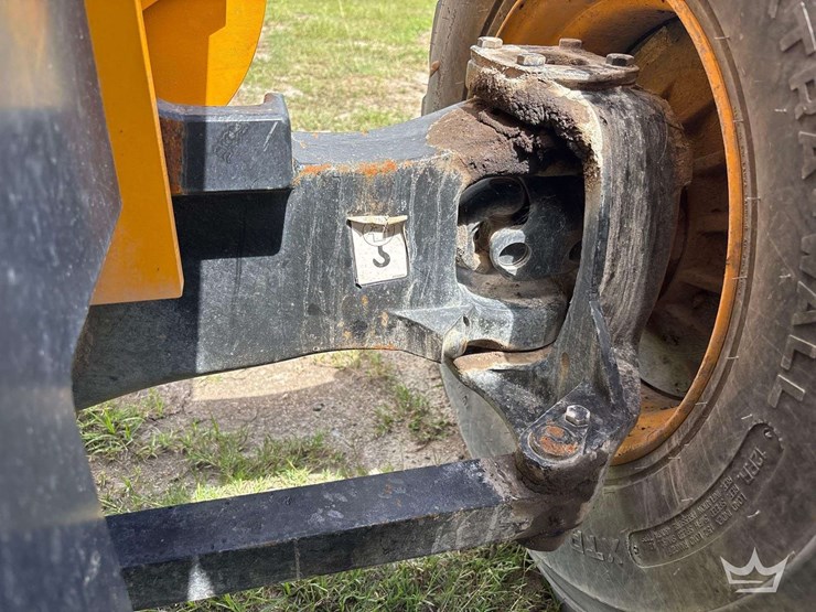 2020-jcb-930-image-37