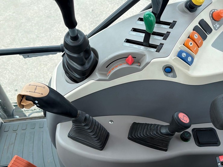 2015-mccormick-x6.430-image-45