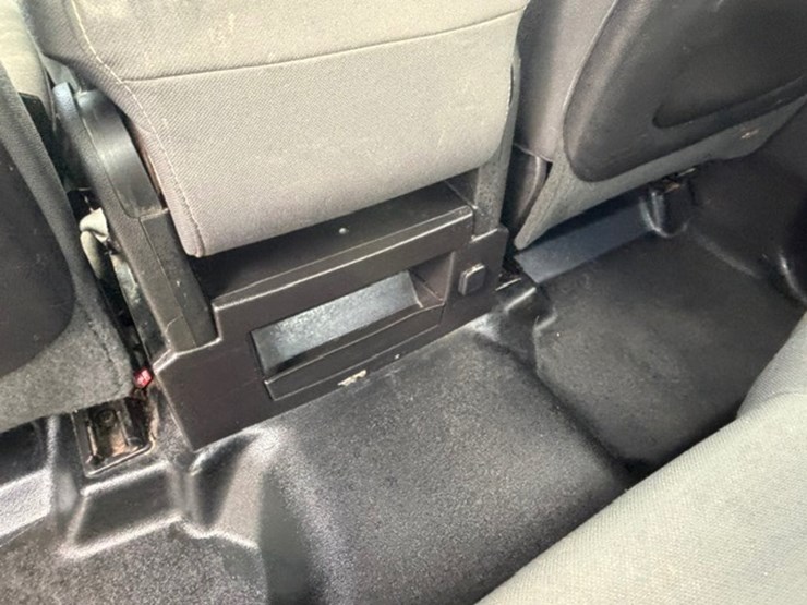 2014-chevrolet-1500-image-28