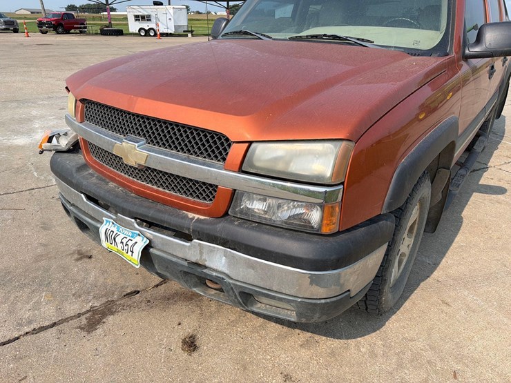 2005-chevy-avalache-1500-pickup-image-9
