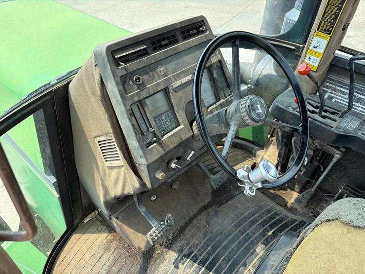 john-deere-8560-image-46