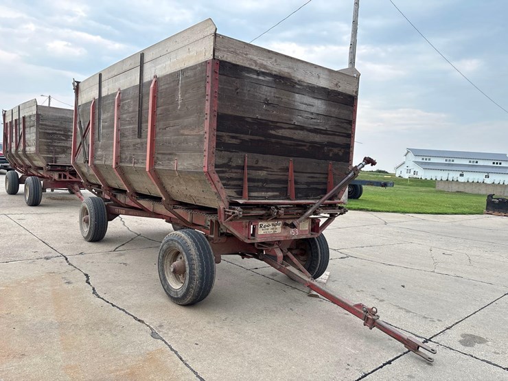 roorda-16ft-rear-unload-silage-wagon-image-2