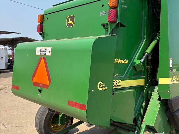 john-deere-582-image-5