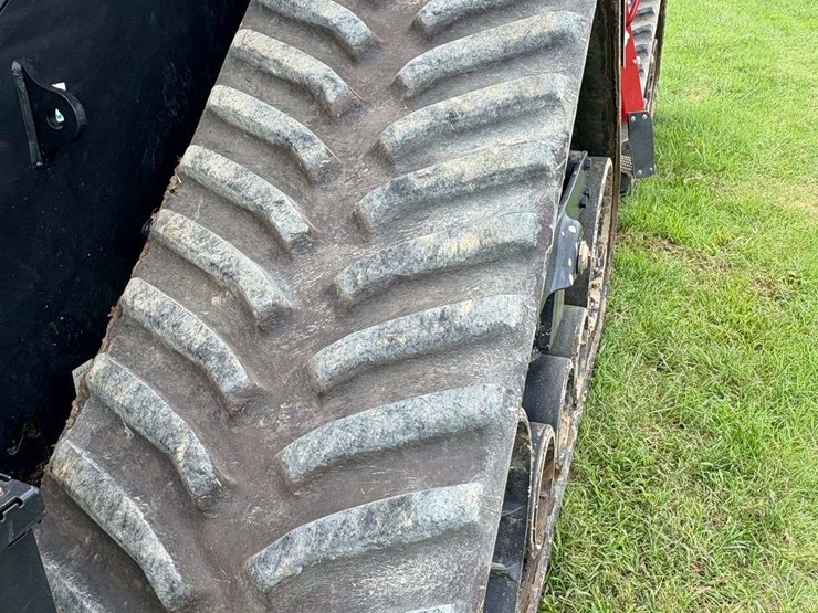 2015-case-ih-620-image-12