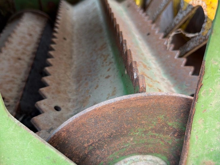 john-deere-3800-image-18