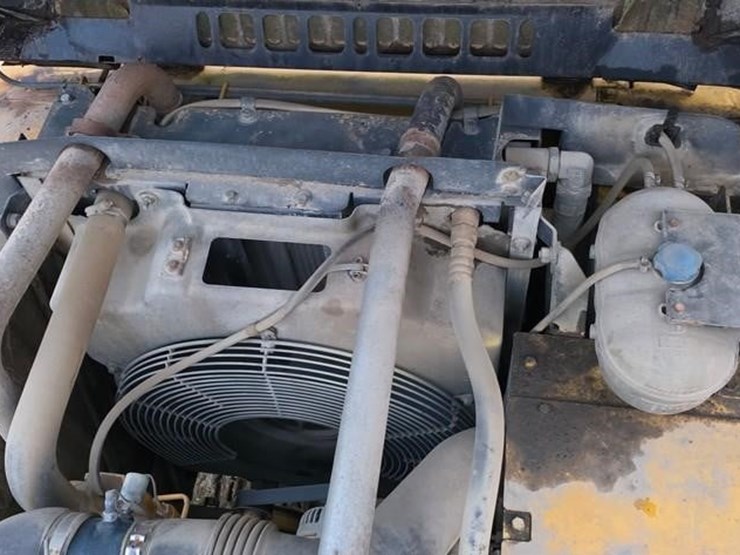 2011-deere-240d-lc-image-76