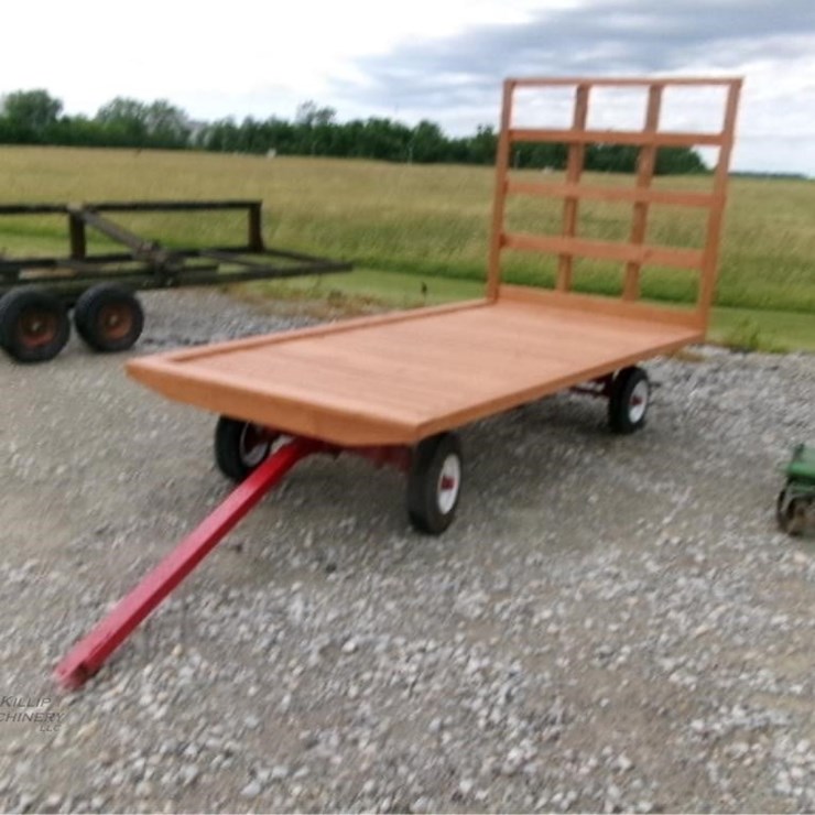 CUSTOM MINI HAY WAGON